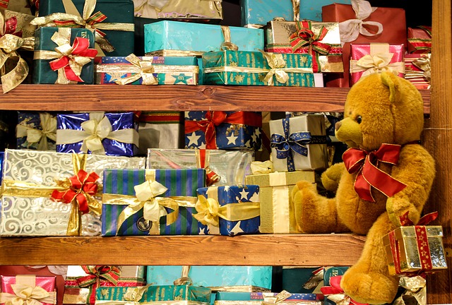 Children need love absolutely and not toys this time 
