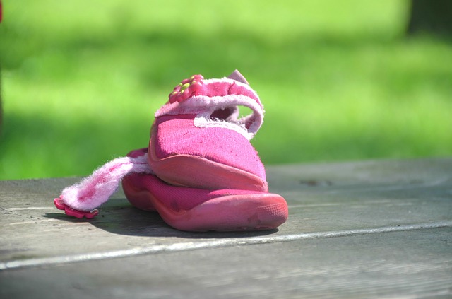 Daughters without Fathers has a harder time adjusting to life
